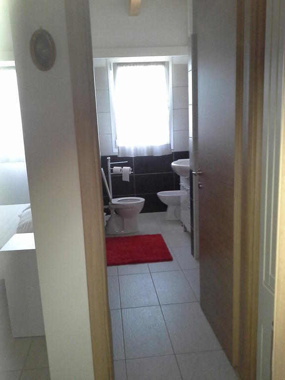 B&B S'Ena Suni Cameră foto