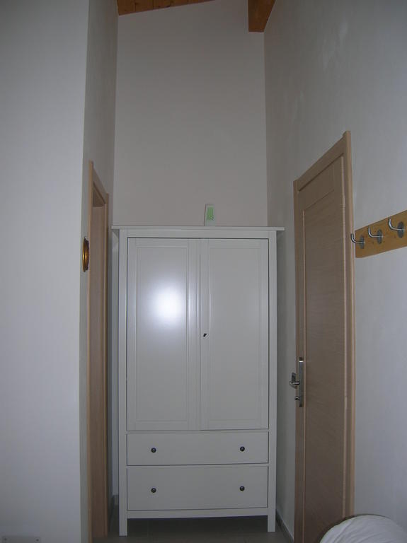 B&B S'Ena Suni Cameră foto