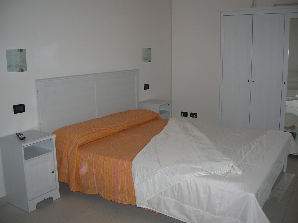 B&B S'Ena Suni Cameră foto